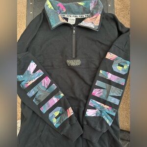 VS half zip pull over